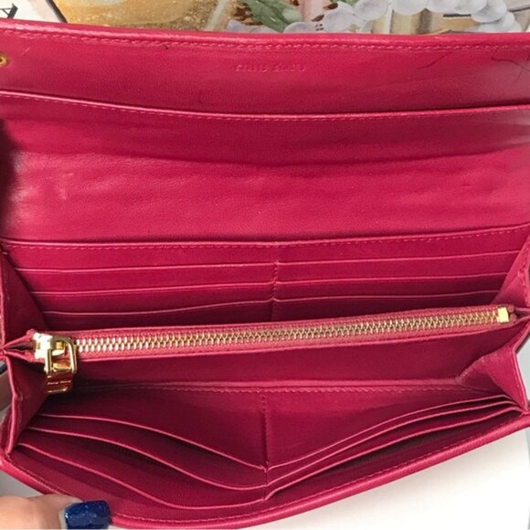 GUC MIU MIU Nappa Vele Azalea Leather Continental Wallet ππ₯ - Picture 4 of 5